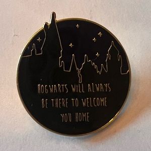 Hogwarts Harry Potter themed Enamel Pin